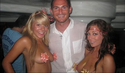FOTO / Lampard isi face de cap in Ibiza!_1