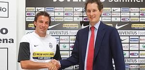 Del Piero s-a prelungit contractul cu Juve pana in 2011!_3