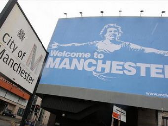 FOTO&nbsp;/ City se ia de United: &quot;Tevez, bine ai venit la Manchester!&quot;