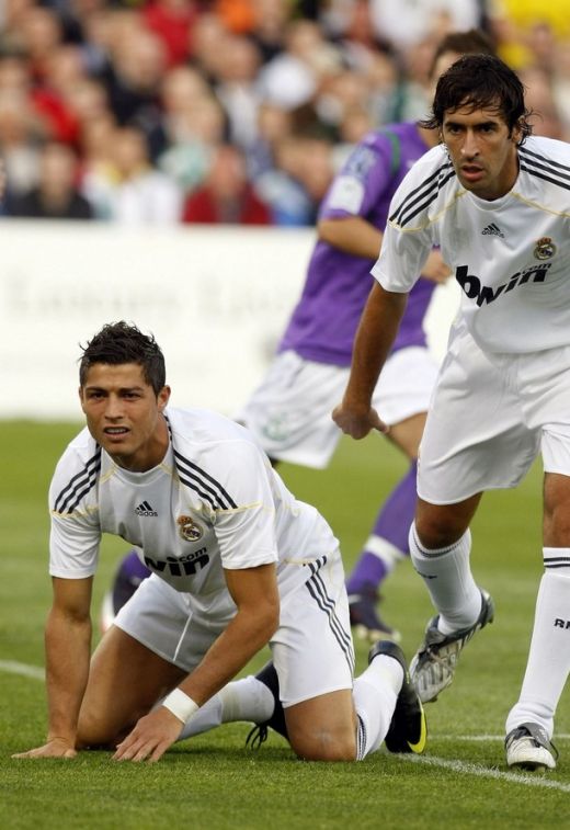 VIDEO: Cr. Ronaldo HUIDUIT la debut, Benzema a marcat: Shamrock 0-1 Real!_11