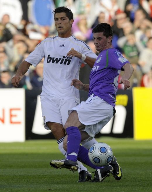 VIDEO: Cr. Ronaldo HUIDUIT la debut, Benzema a marcat: Shamrock 0-1 Real!_16