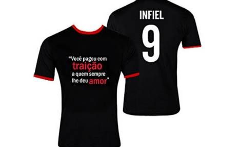 Ronaldo acuzat de tradare: Vezi ce tricou i-au facut fanii lui Flamengo!_2