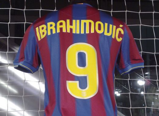 VIDEO: Ibrahimovic, prezentat in fata a 50.000 de fani la Barcelona! Vezi aici ce jonglerii a facut!_5