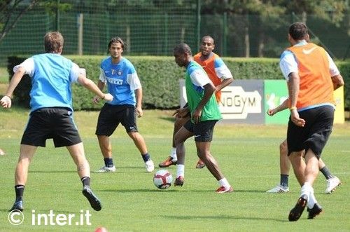 FOTO / Etoo la primul antrenament cu Inter!_22