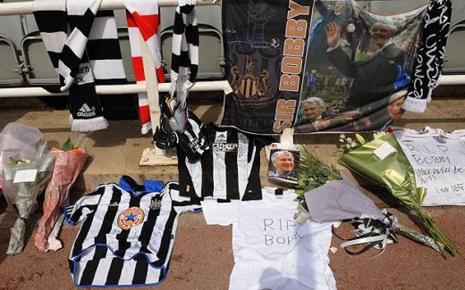 FOTO / RIP Sir Bobby Robson!_4