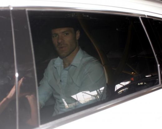 VIDEO: Isterie la Madrid pentru Xabi Alonso! Vezi cum l-a primit presa!_8