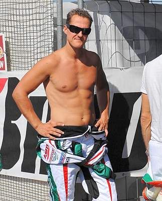 SUPER FOTO: Cum se pregateste Schumacher de revenirea in F1_14