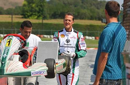 SUPER FOTO: Cum se pregateste Schumacher de revenirea in F1_4