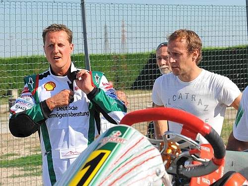 SUPER FOTO: Cum se pregateste Schumacher de revenirea in F1_1