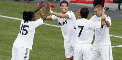 VIDEO: Spectacol Real! Kaka debuteaza, Ronaldo marcheaza! Real 5-1 Toronto!_1