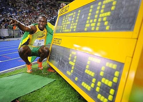 Cursa incredibila! Bolt a batut recordul mondial la 100m viteza: 9.58s_9