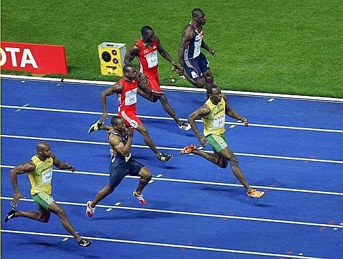 Cursa incredibila! Bolt a batut recordul mondial la 100m viteza: 9.58s_55