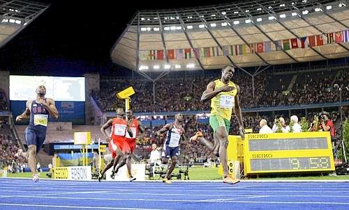 Cursa incredibila! Bolt a batut recordul mondial la 100m viteza: 9.58s_26