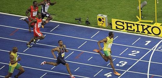 Cursa incredibila! Bolt a batut recordul mondial la 100m viteza: 9.58s_56