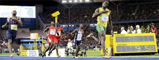 Cursa incredibila! Bolt a batut recordul mondial la 100m viteza: 9.58s_45