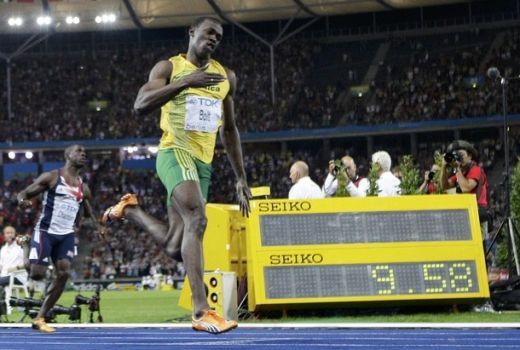 Cursa incredibila! Bolt a batut recordul mondial la 100m viteza: 9.58s_17