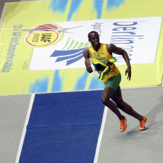 Cursa incredibila! Bolt a batut recordul mondial la 100m viteza: 9.58s_53