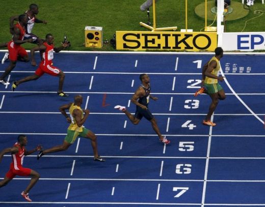 Cursa incredibila! Bolt a batut recordul mondial la 100m viteza: 9.58s_10