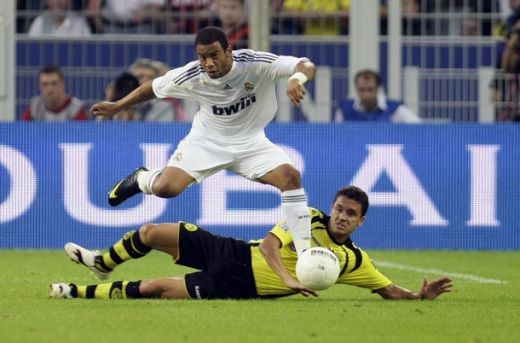 VIDEO: Galaxie de 5 stele! Dortmund 0-5 Real Madrid! Kaka, gol si pasa de geniu_4