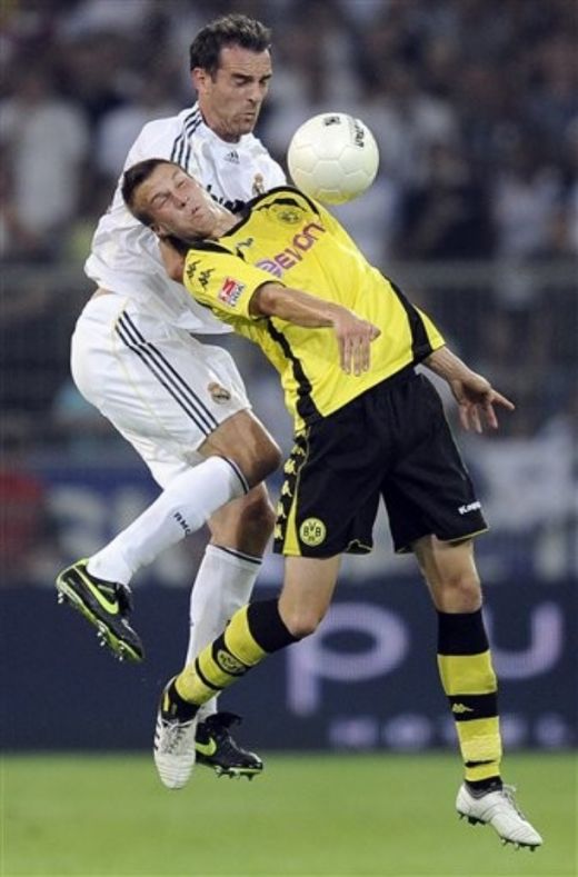 VIDEO: Galaxie de 5 stele! Dortmund 0-5 Real Madrid! Kaka, gol si pasa de geniu_27