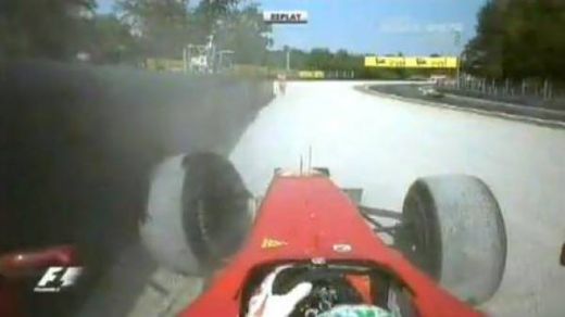 FOTO: Fisichella si-a facut praf masina pe pista! Vezi accidentului pilotului F1!_8