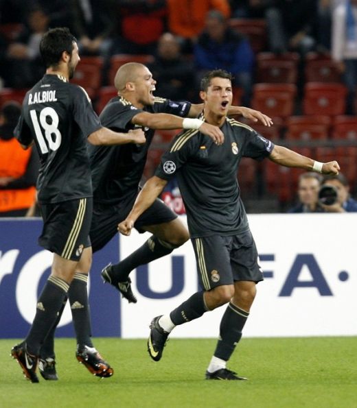 SUPER FOTO: Dubla de vis Cristiano Ronaldo, 5 goluri Real! Zurich 2-5 Real!_11