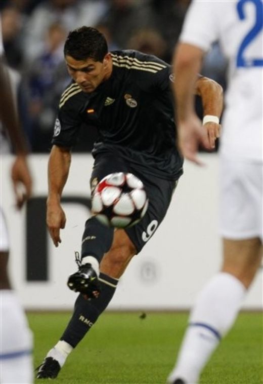 SUPER FOTO: Dubla de vis Cristiano Ronaldo, 5 goluri Real! Zurich 2-5 Real!_18