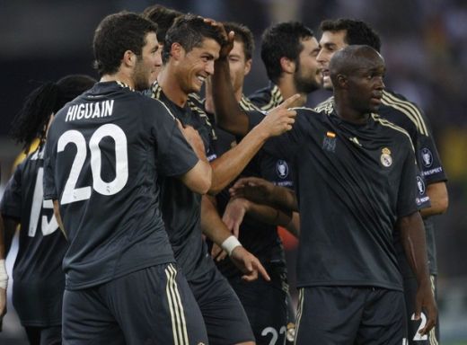SUPER FOTO: Dubla de vis Cristiano Ronaldo, 5 goluri Real! Zurich 2-5 Real!_10