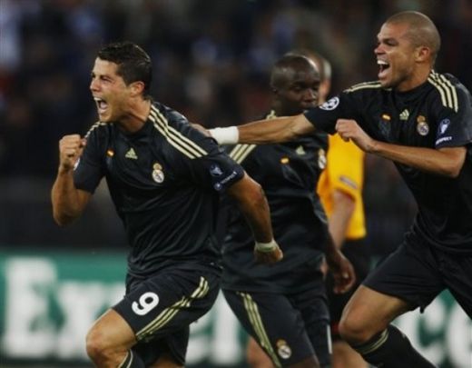 SUPER FOTO: Dubla de vis Cristiano Ronaldo, 5 goluri Real! Zurich 2-5 Real!_5