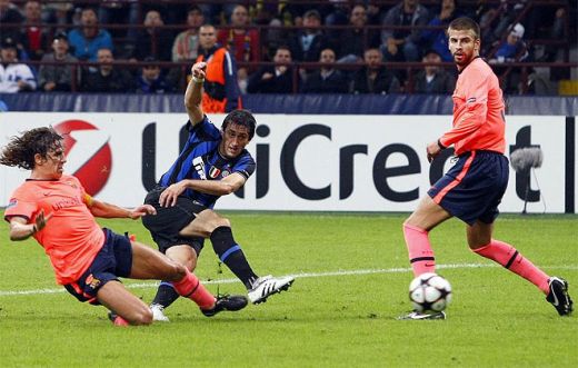 FOTO: Inter 0-0 Barcelona! Chivu, intrare criminala la Messi! Vezi intrarea!_4