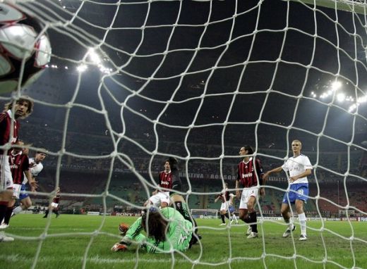 FOTO! Imaginea umilintei! AC Milan, umilita dupa 13 ani de Zurich!_17