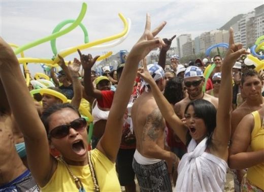 Pele a izbucnit in lacrimi pentru ca Rio va fi gazda JO 2016! Vezi reactia brazilienilor!_4