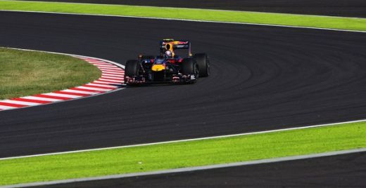Vettel a castigat in Japonia si pastreaza sanse la titlul mondial!_2