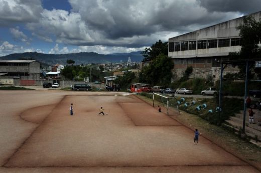 FOTO SOCANT: Cum arata fotbalul in Honduras!_2