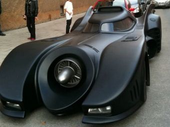 FOTO Masina lui Batman exista! Nu in Gotham ci in Stockholm!