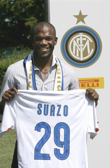 Internazionale Milano l-a luat pe Suazo_2