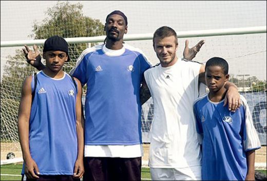Beckham, profesor de fotbal: i-a dat lectii de soccer lui Snoop Dogg_1