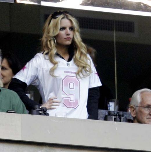 Jessica Simpson l-a innebunit pe Tony Romo, care nu mai exista ca fotbalist!_1