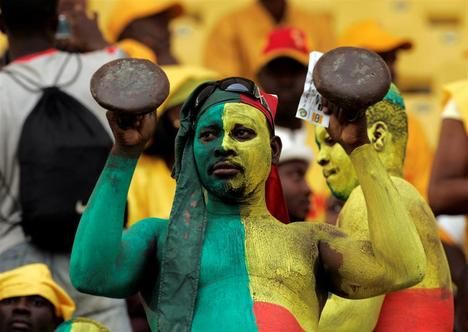 Camerunezii merg in finala Cupei Africii. Vezi ce primire ii pregatesc fanii lui Etoo_17