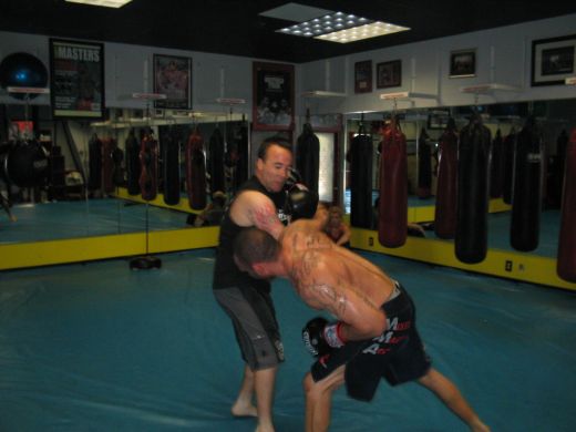 Todd Medina se iubeste cu Raluca Sandu in stilul MMA!_4