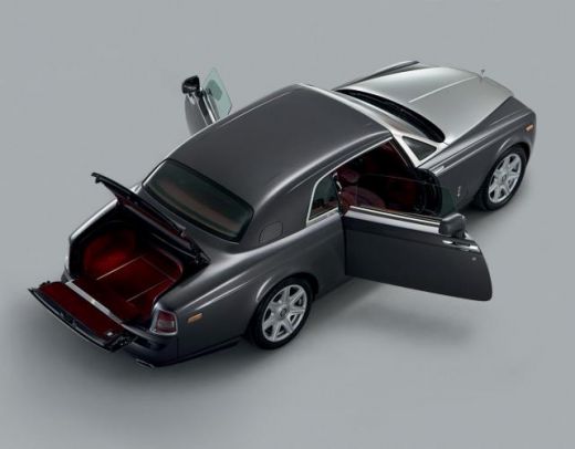 Ce poti sa iti doresti mai mult: Rolls Royce Phantom Coupe!_4
