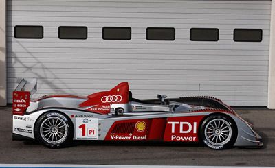 Cum sa mergi cu 370 km/h! Audi R10 TDI iti face o demonstratie de forta_5