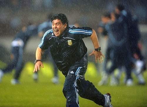 FAZA ZILEI! Vezi golul lui Palermo pentru Argentina si bucuria NEBUNA a lui Maradona_10