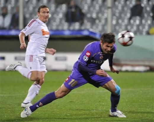 FOTO: Mutu a revenit miraculos si a inscris din nou: Fiorentina 5-2 Debrecen!_12