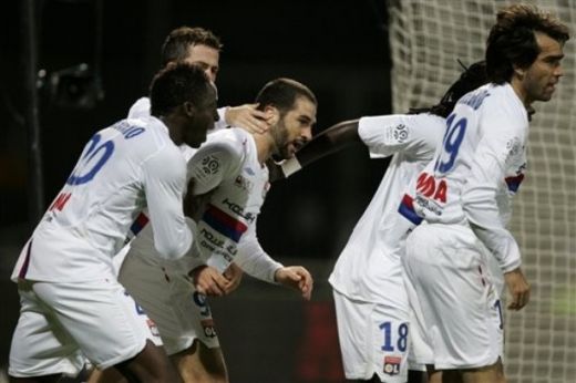 VIDEO Un meci cum Franta nu a vazut de 52 de ani! Vezi nebunia de la  Lyon 5-5 Marseille!_8