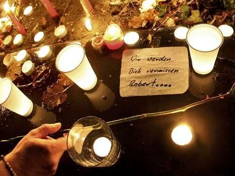 Amicalul Germania - Chile, anulat din cauza mortii lui Enke!_51
