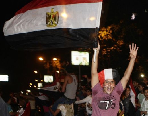 FOTO: Fotbalul groazei la Cairo! Fanii s-au batut pe strazi dupa meci!_4