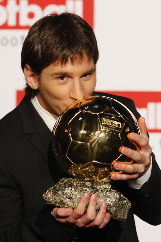 VIDEO! Messi a primit Balonul de Aur!_8