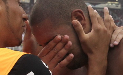 VIDEO Adriano, cu ochii in lacrimi! Flamengo, campioana! O banda de hoti a furat 4 milioane de euro!_1