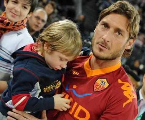 FOTO si VIDEO: Lobont si Totti s-au intrecut in slam dunk-uri_5
